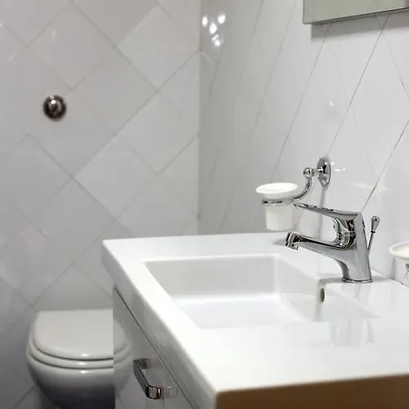 Ad Un Passo Da